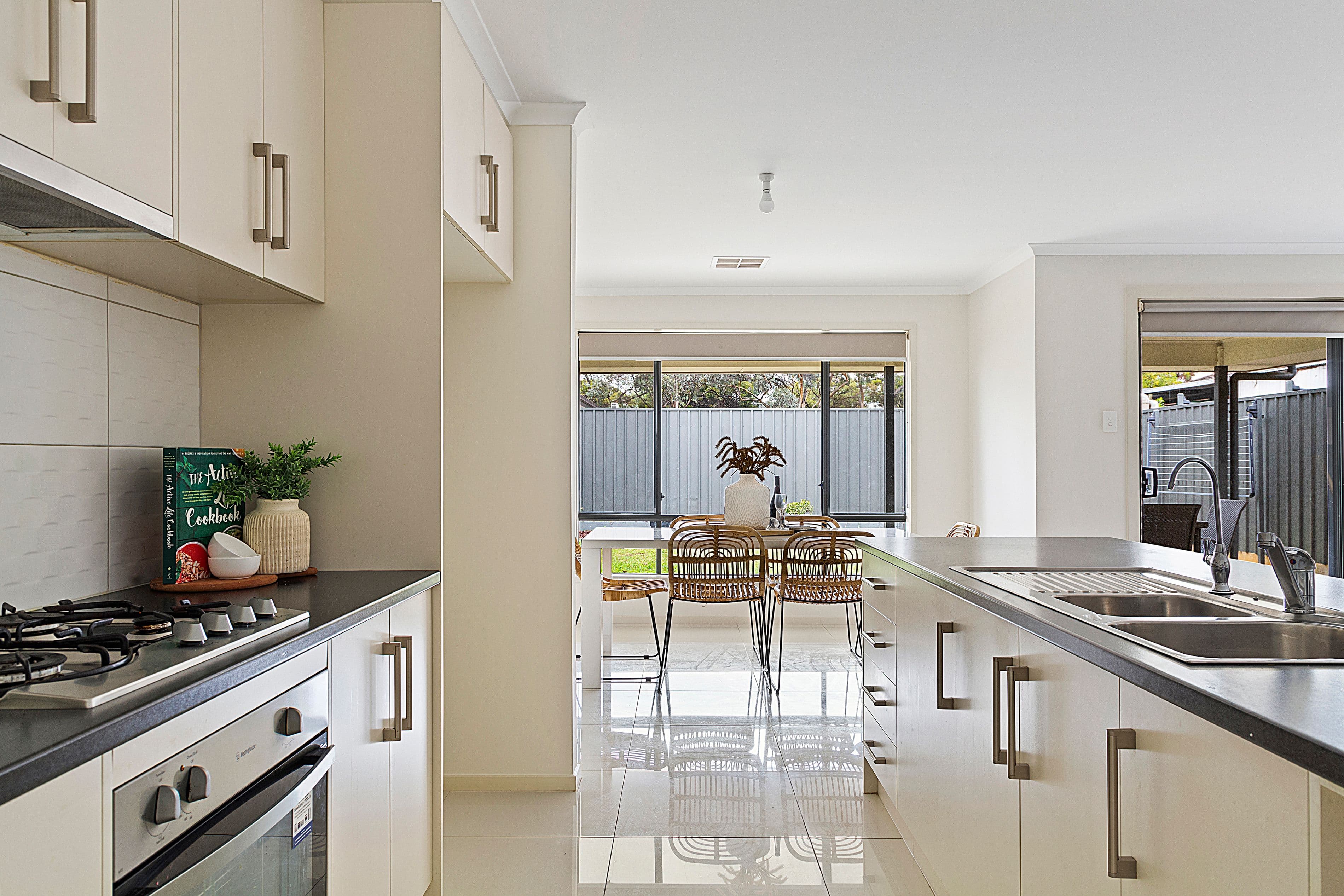 18 Icarus Avenue, Modbury North SA 5092, Modbury North - Thumbnail 5