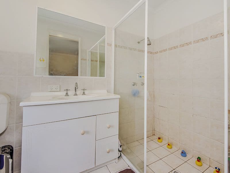 7 Matthew Close, BURLEIGH HEADS QLD 4220, Burleigh Heads - Thumbnail 7