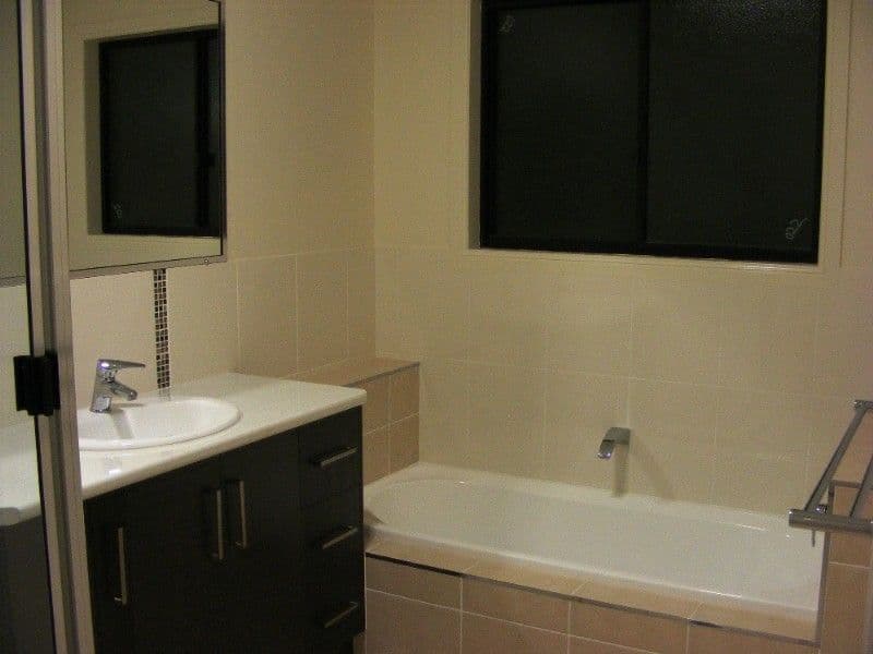 39 Valley Drive, CANNONVALE QLD 4802, Cannonvale - Thumbnail 3