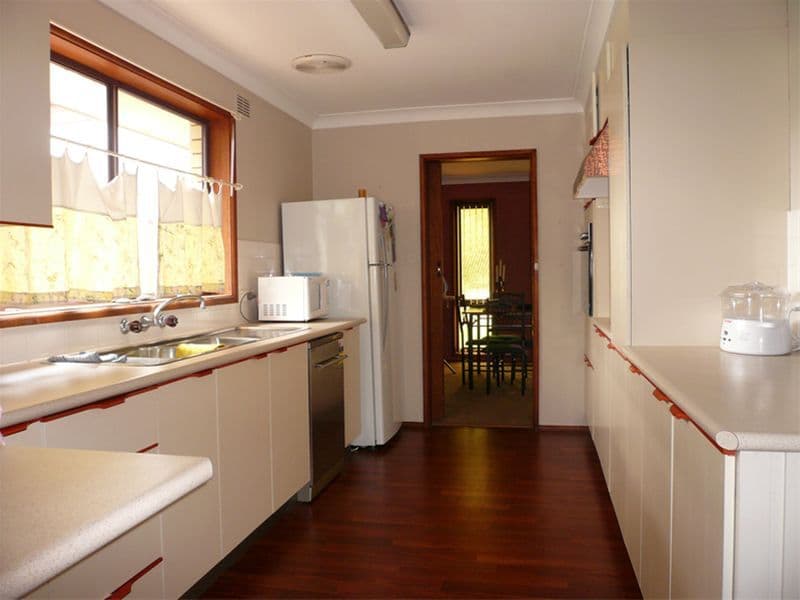 6 Garnet Street, DUBBO NSW 2830, Dubbo - Thumbnail 2