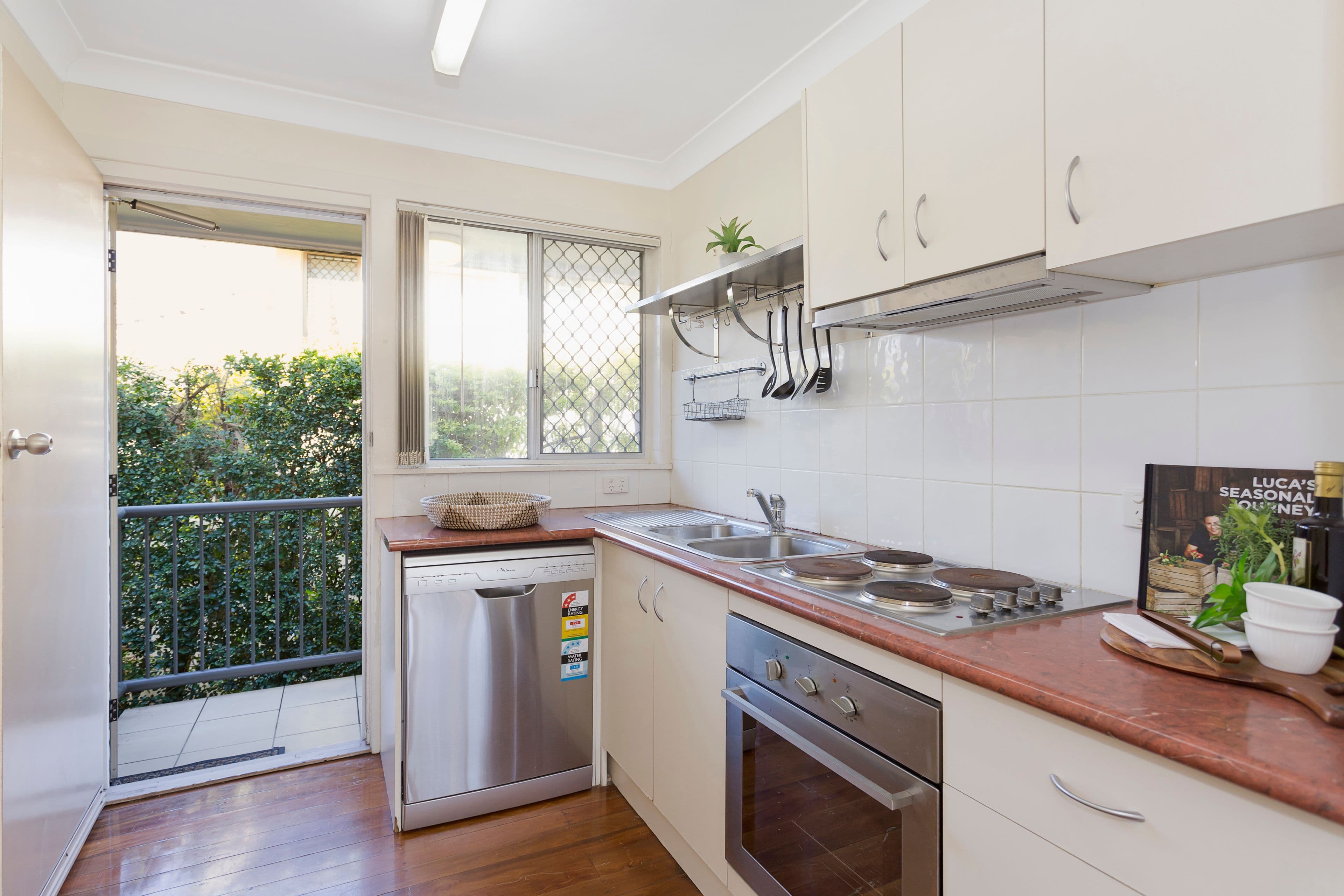 19 Cronin Street, Annerley QLD 4103, Annerley - Thumbnail 3