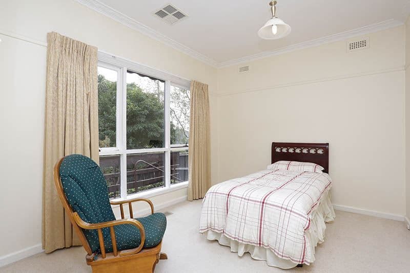 24 Pepperell Avenue, Glen Waverley VIC 3150, Glen Waverley - Thumbnail 7