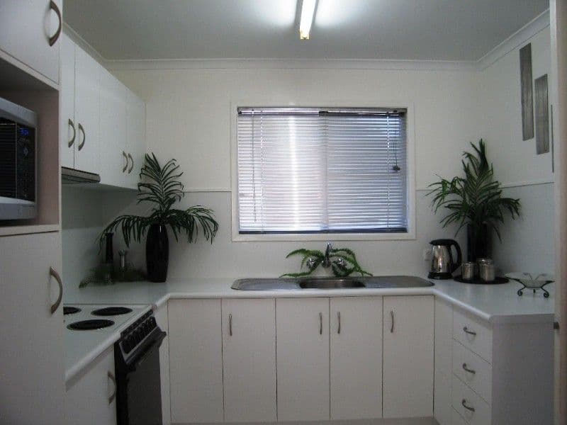 7 Kingsford Court, NORTH MACKAY QLD 4740, North Mackay - Thumbnail 2