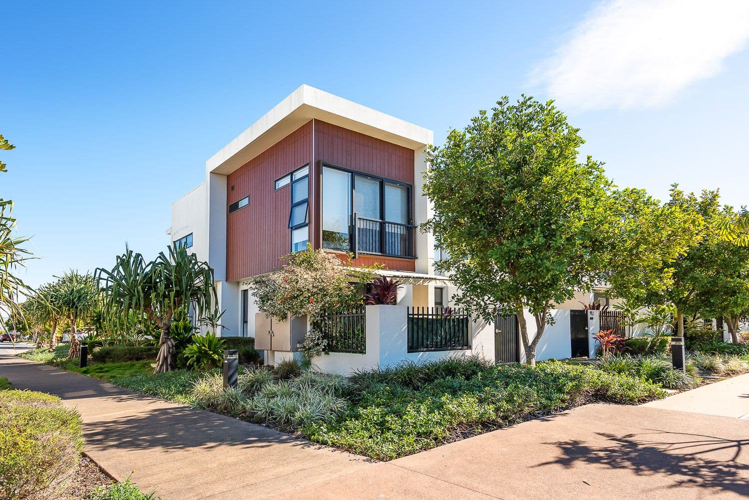 21 Park Lane, Hope Island QLD 4212, Hope Island - Image 1