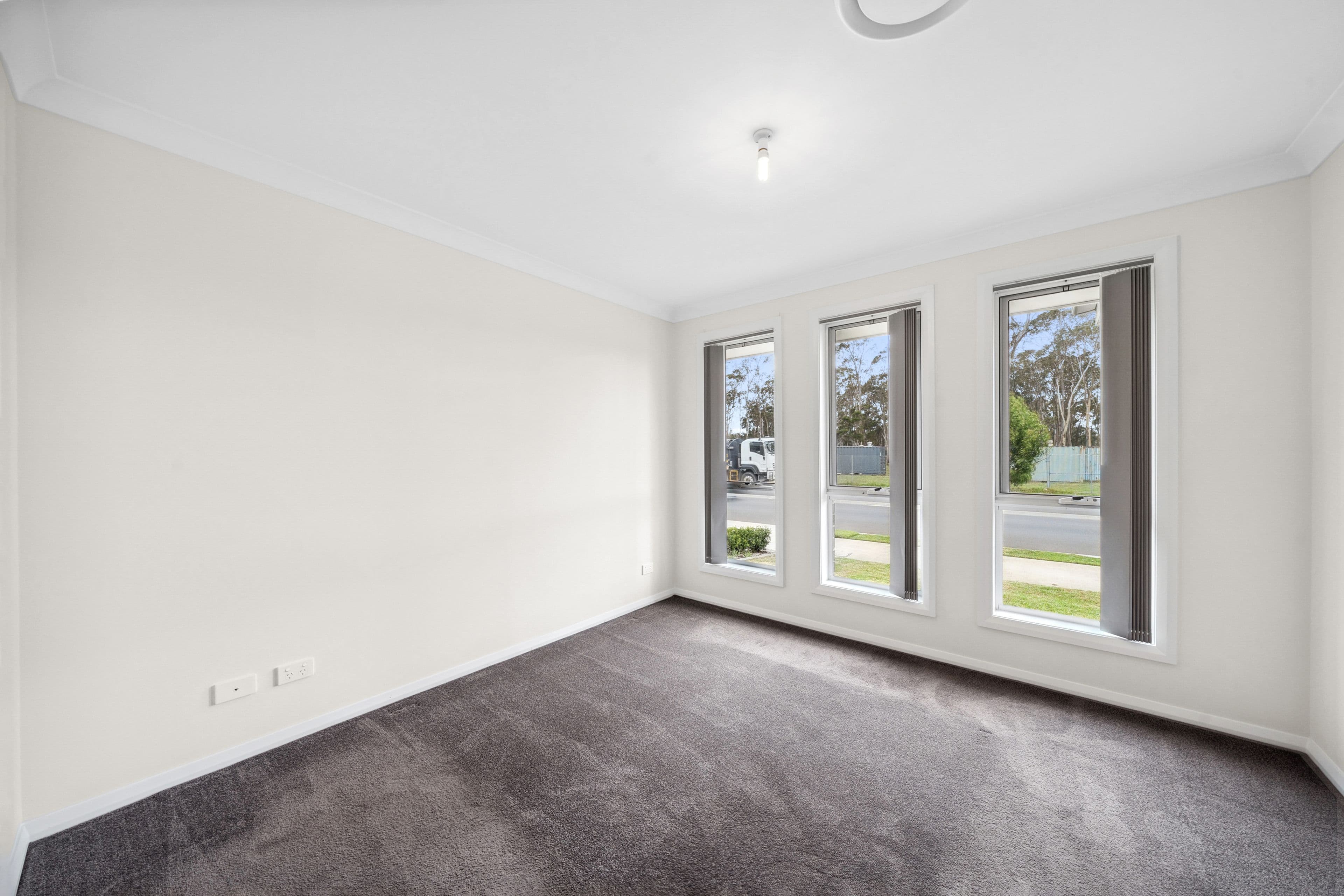 176 Fourth Avenue, Austral NSW 2179, Austral - Thumbnail 5