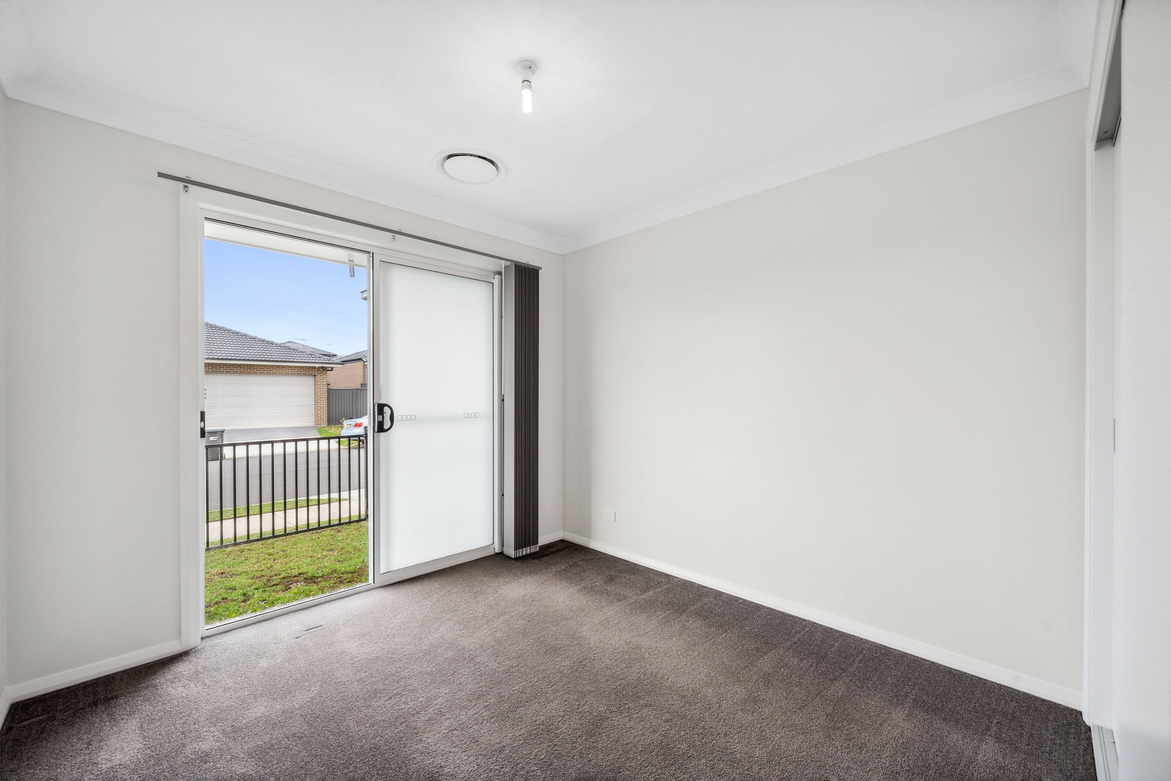 176 Fourth Avenue, Austral NSW 2179, Austral - Thumbnail 6
