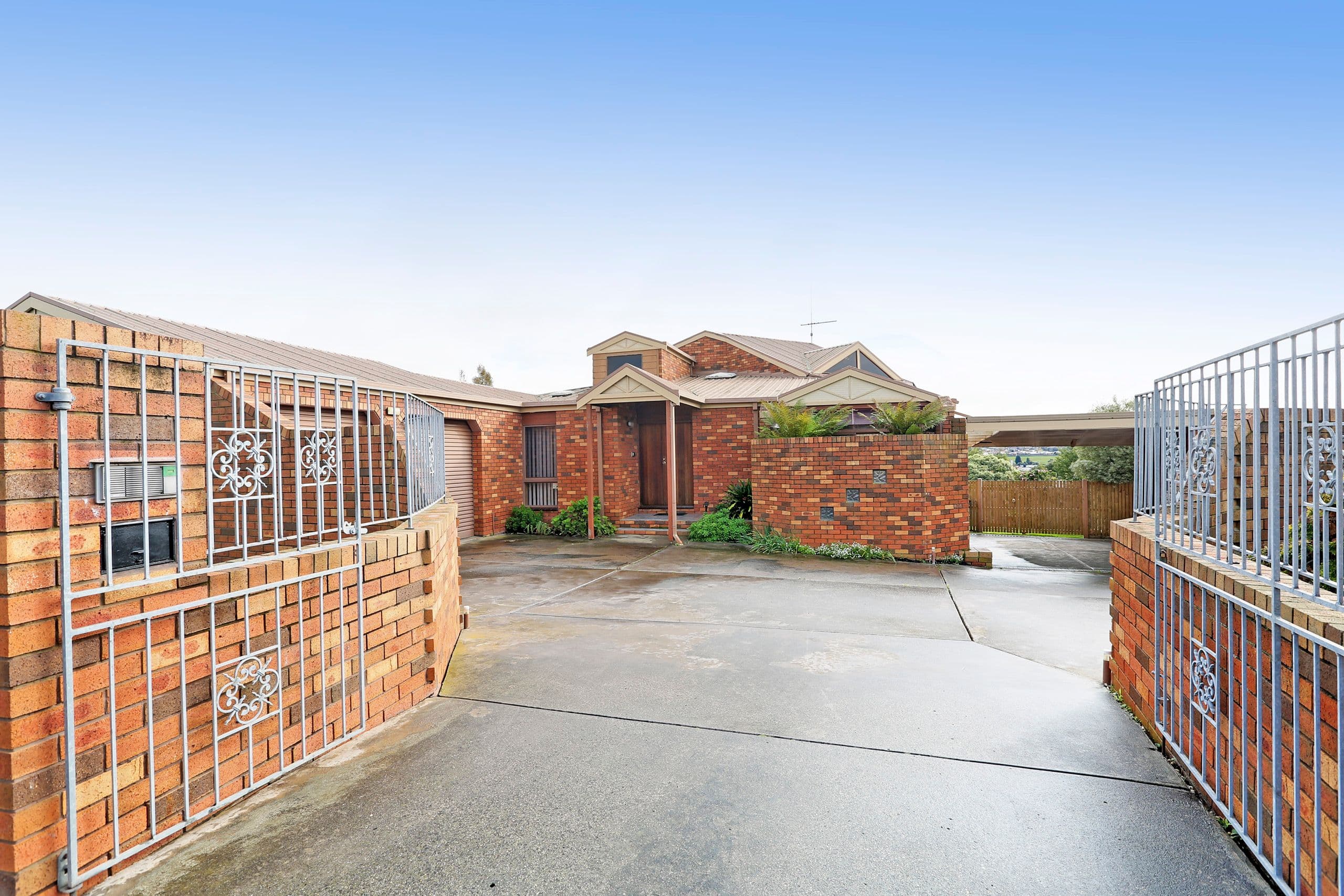 12 Rubens Court, Grovedale VIC 3216, Grovedale - Thumbnail 2