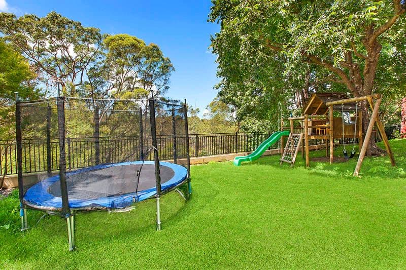 15 Satterley Avenue, TURRAMURRA NSW 2074, Turramurra - Thumbnail 2