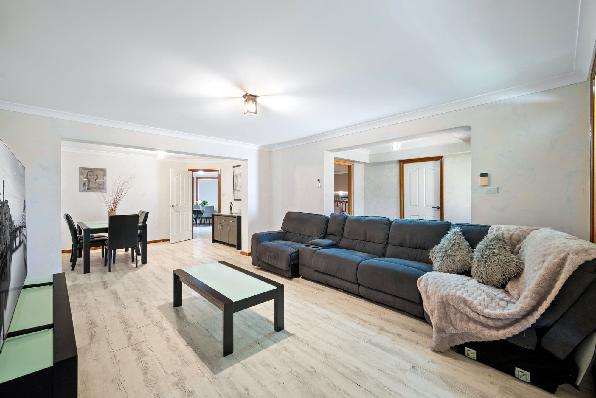 3 Taurus Place, Rosemeadow NSW 2560, Rosemeadow - Thumbnail 2