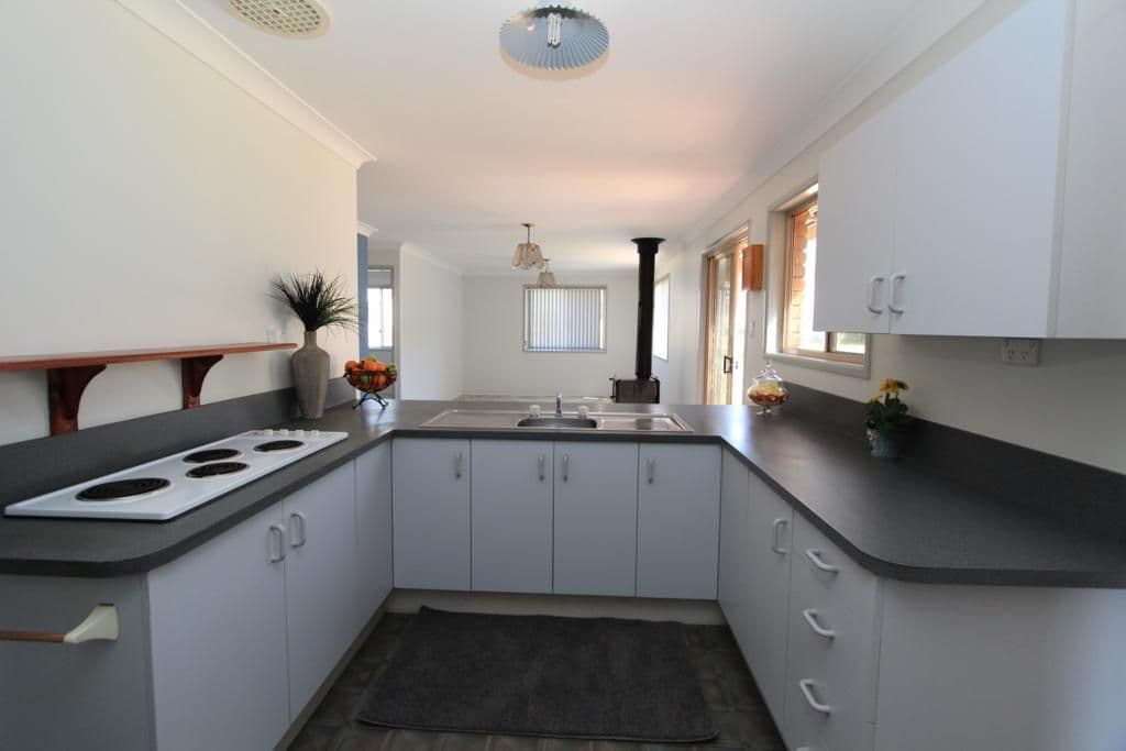 64A Duncan Street, TENTERFIELD NSW 2372, Tenterfield - Thumbnail 4