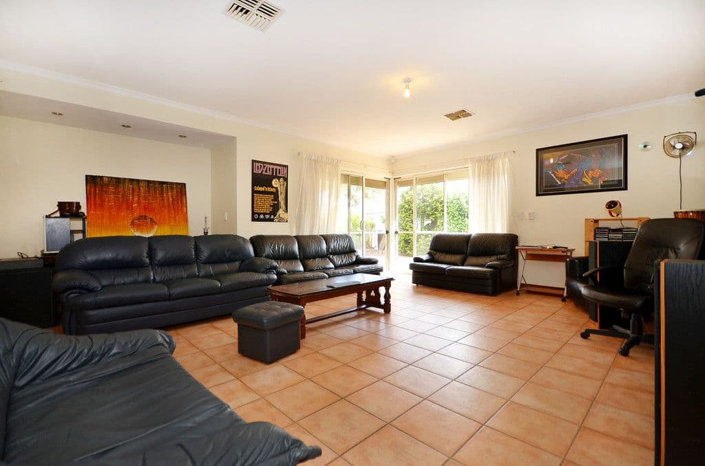 45 Albatross Loop, BENNETT SPRINGS WA 6063, Bennett Springs - Thumbnail 5