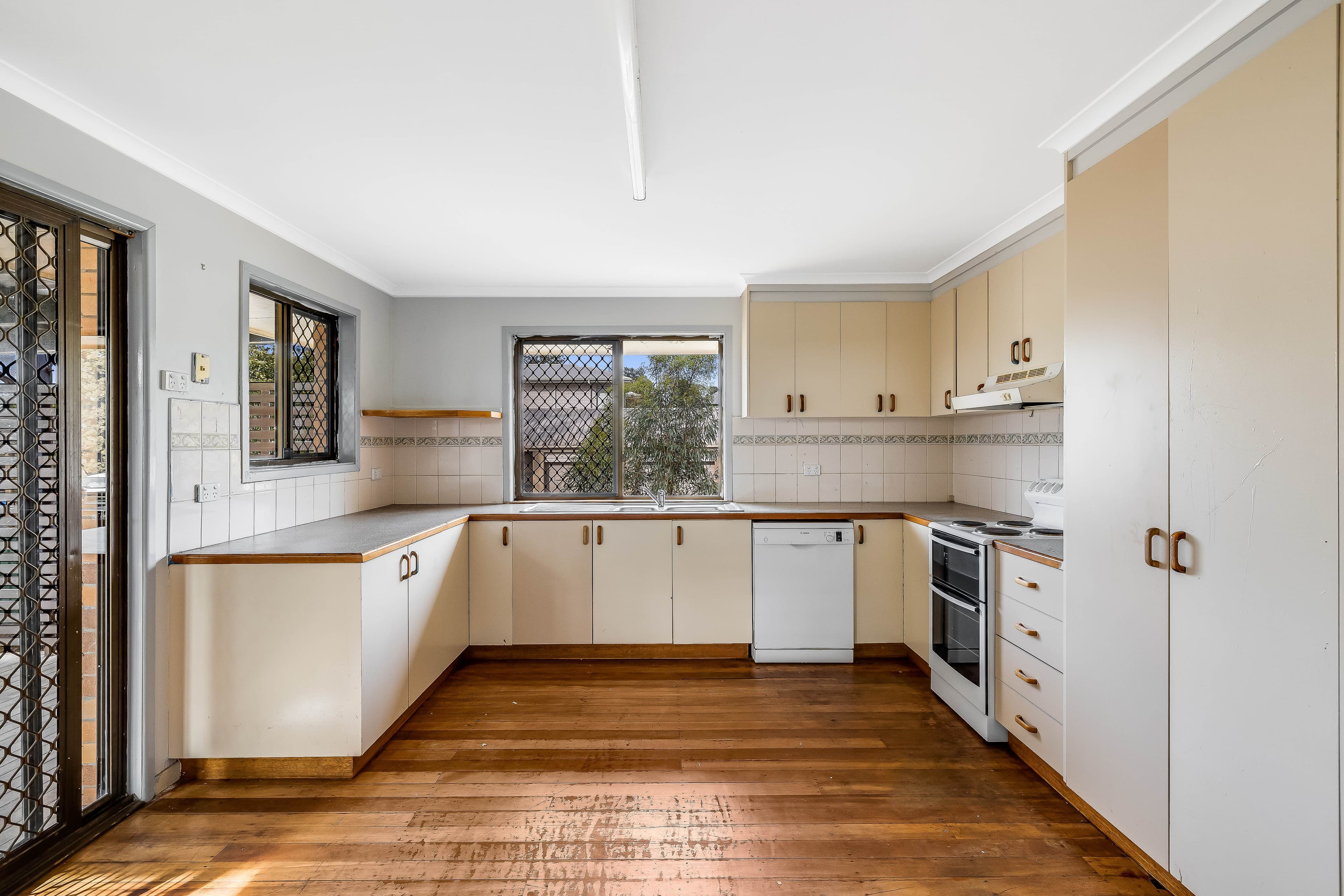 2 Bantock Lane, Caroline Springs - Thumbnail 2