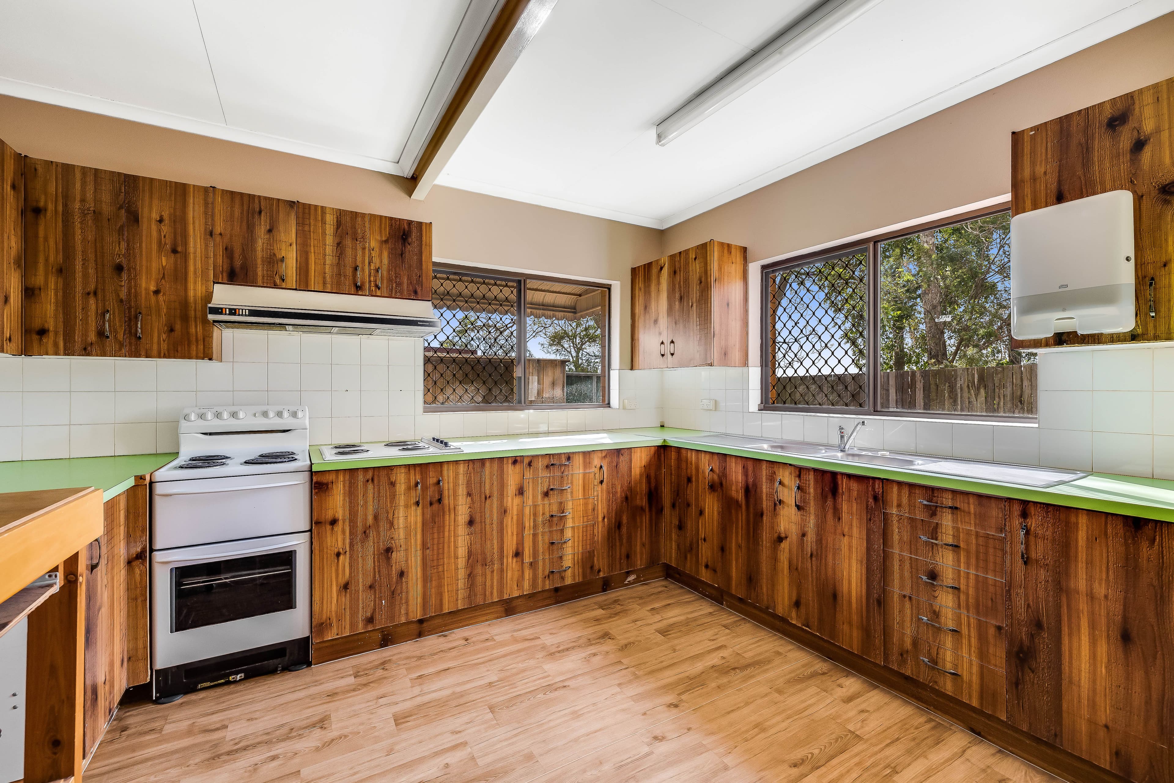 2 Bantock Lane, Caroline Springs - Thumbnail 3