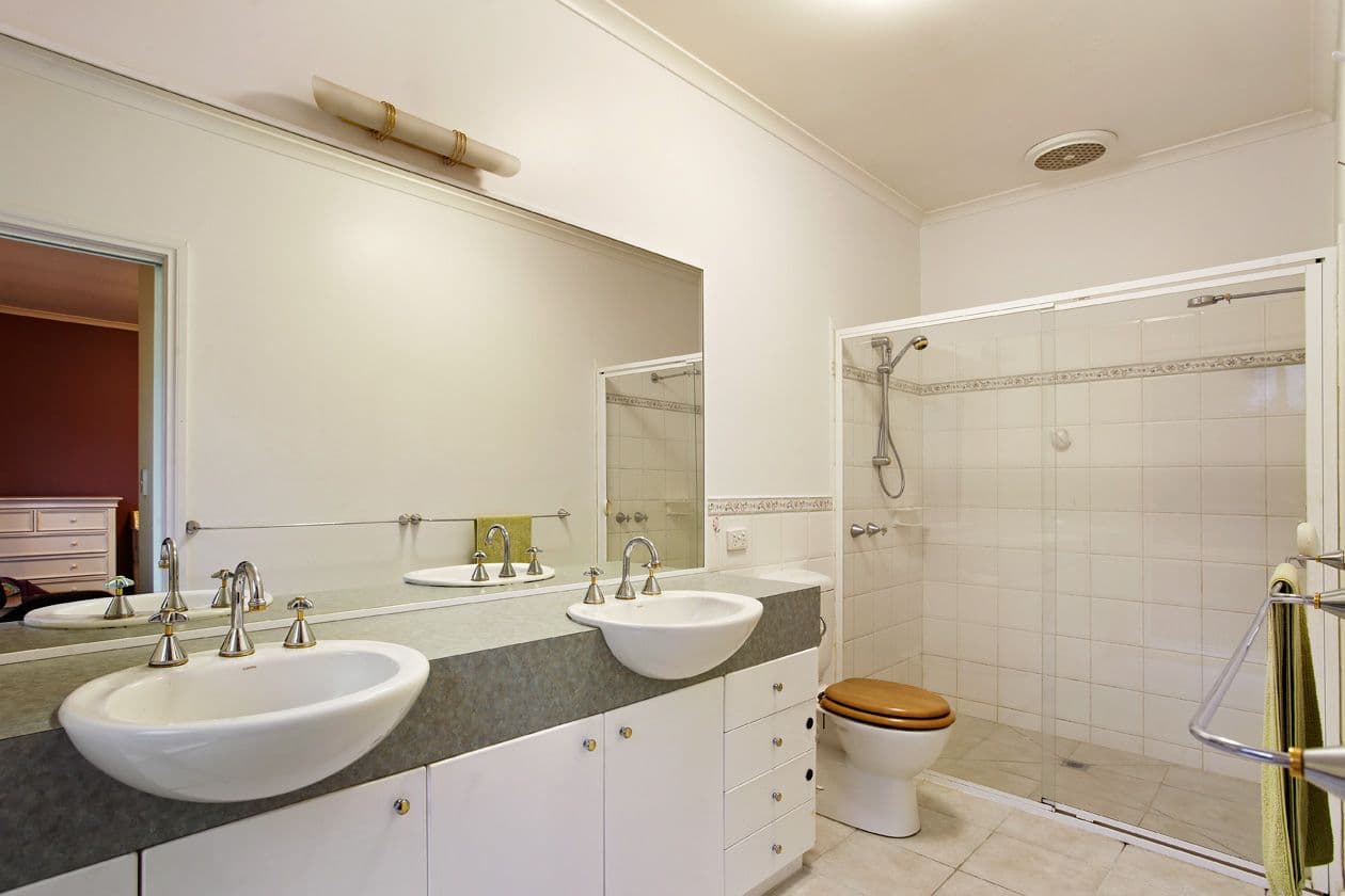 54 Brady Road, BENTLEIGH EAST VIC 3165, Bentleigh East - Thumbnail 6