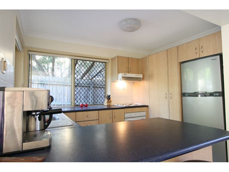 98 Ison Street, MORNINGSIDE QLD 4170, Morningside - Thumbnail 2