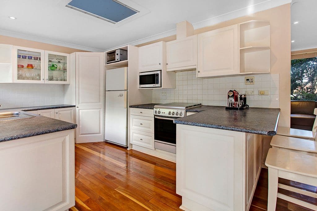 7 Bernie Avenue, FORESTVILLE NSW 2087, Forestville - Thumbnail 2