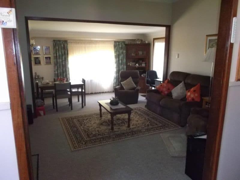 10 Devon Street, MANJIMUP WA 6258, Manjimup - Thumbnail 2
