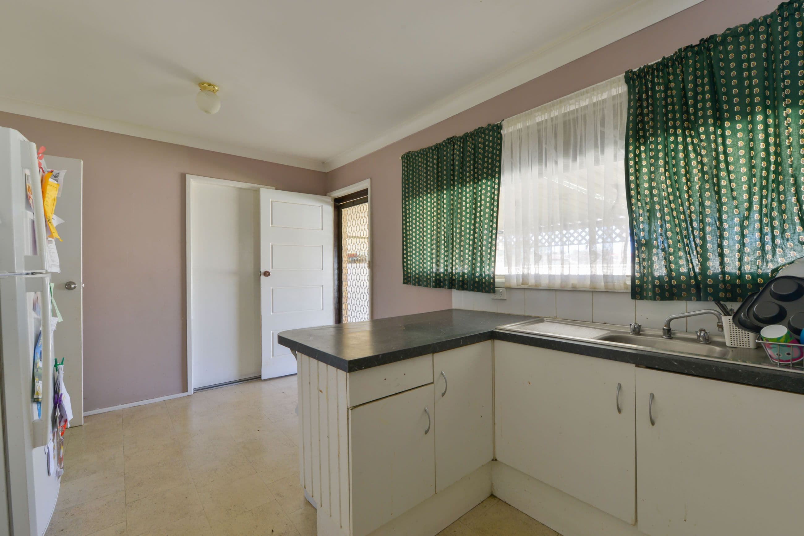 18 Waree Drive, Tamworth NSW 2340, Tamworth - Thumbnail 4