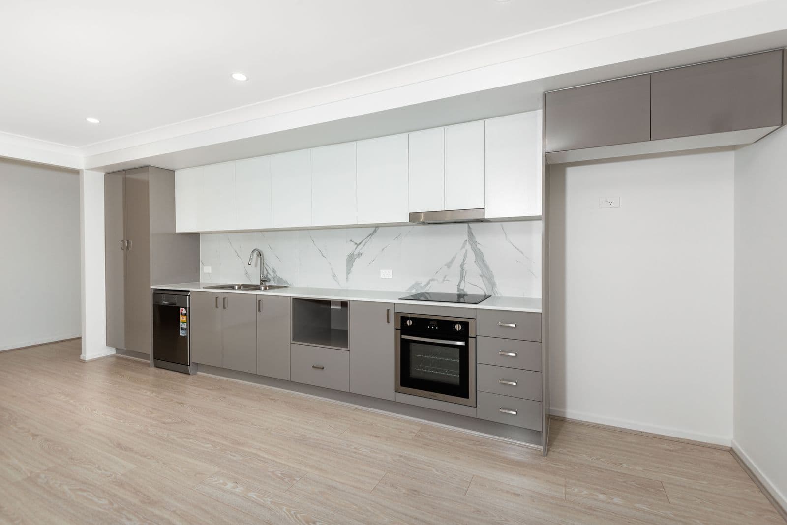 20 Hilary Street, Morayfield QLD 4506, Morayfield - Thumbnail 5