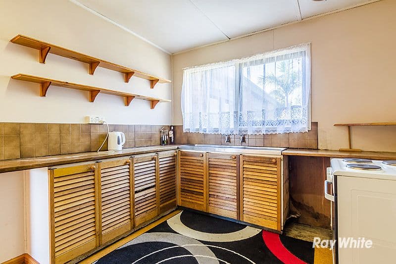5 Roberts Road, Cranbourne VIC 3977, Cranbourne - Thumbnail 7