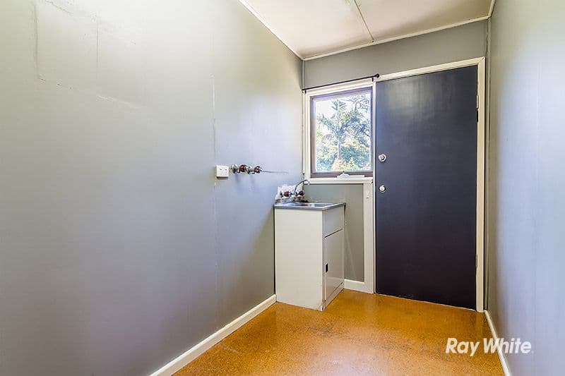 5 Roberts Road, Cranbourne VIC 3977, Cranbourne - Thumbnail 8
