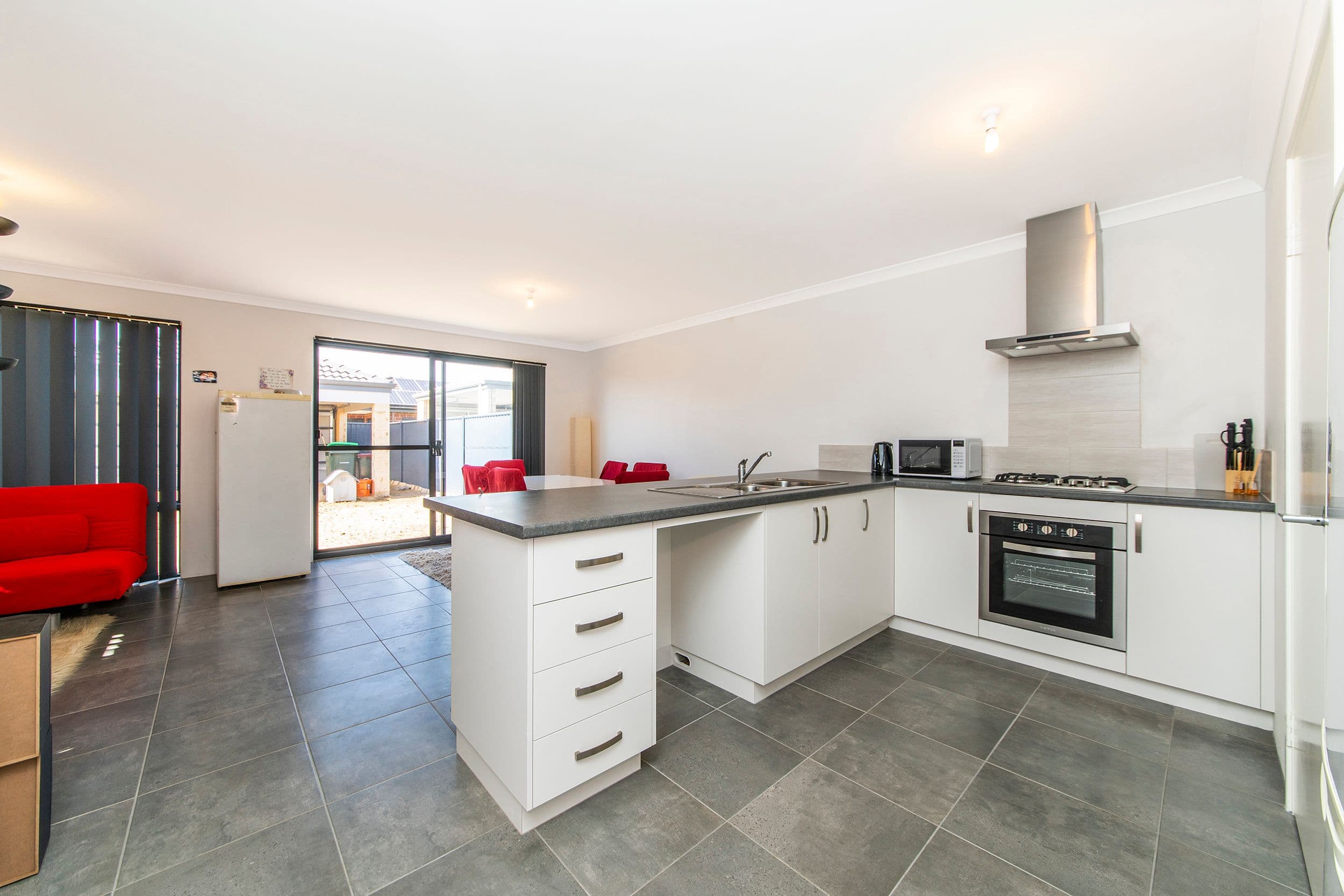 10 Avoca Chase, Baldivis WA 6171, Baldivis - Thumbnail 5