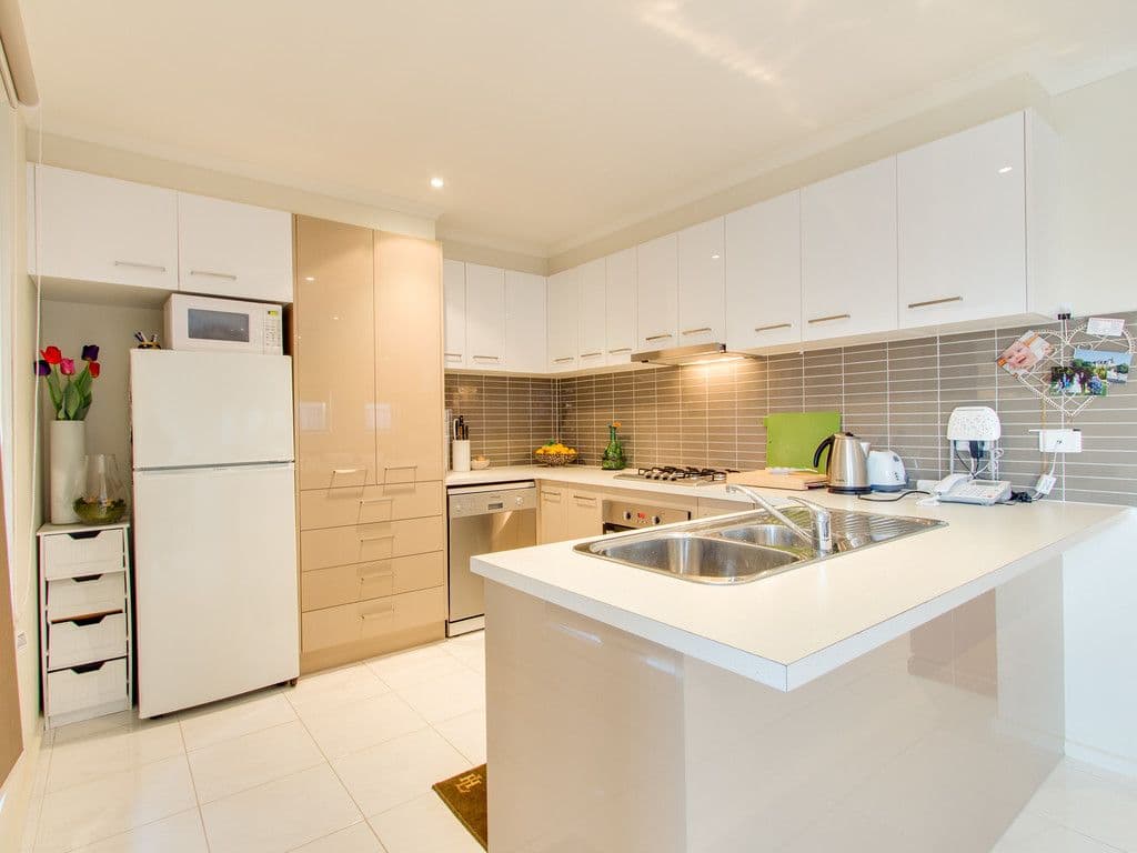 17 Claire Way, Tarneit VIC 3029, Tarneit - Thumbnail 2