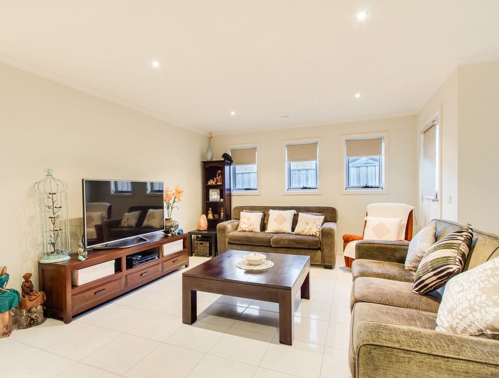 17 Claire Way, Tarneit VIC 3029, Tarneit - Thumbnail 5