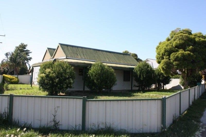50 Whitehead Street, COROWA NSW 2646, Corowa - Thumbnail 3