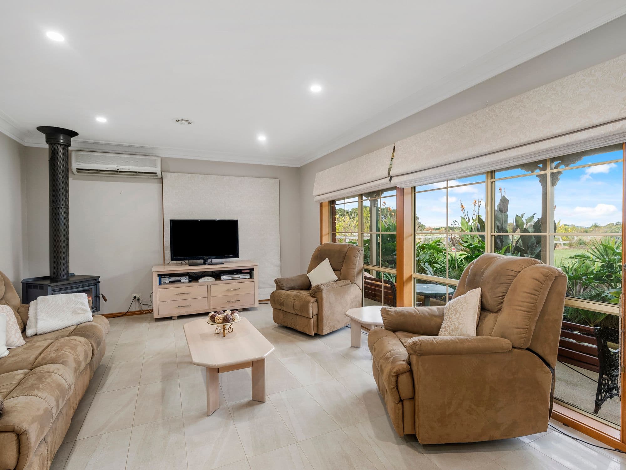 28 Blakeville Road, Ballan VIC 3342, Ballan - Thumbnail 5