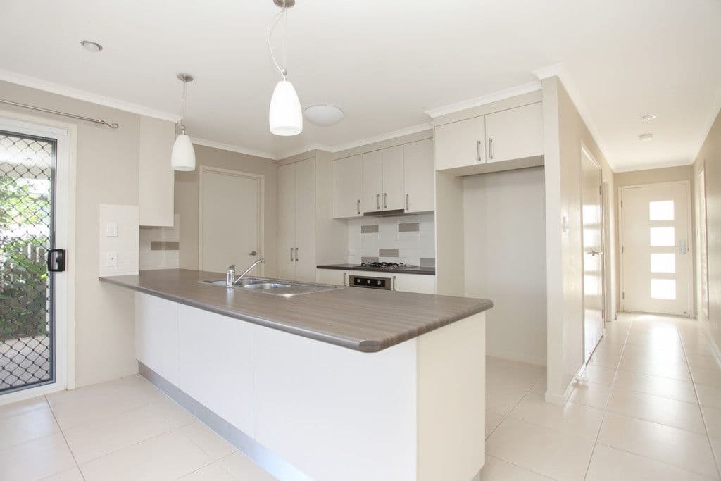 7 Sonoran Street, Rural View QLD 4740, Rural View - Image 1