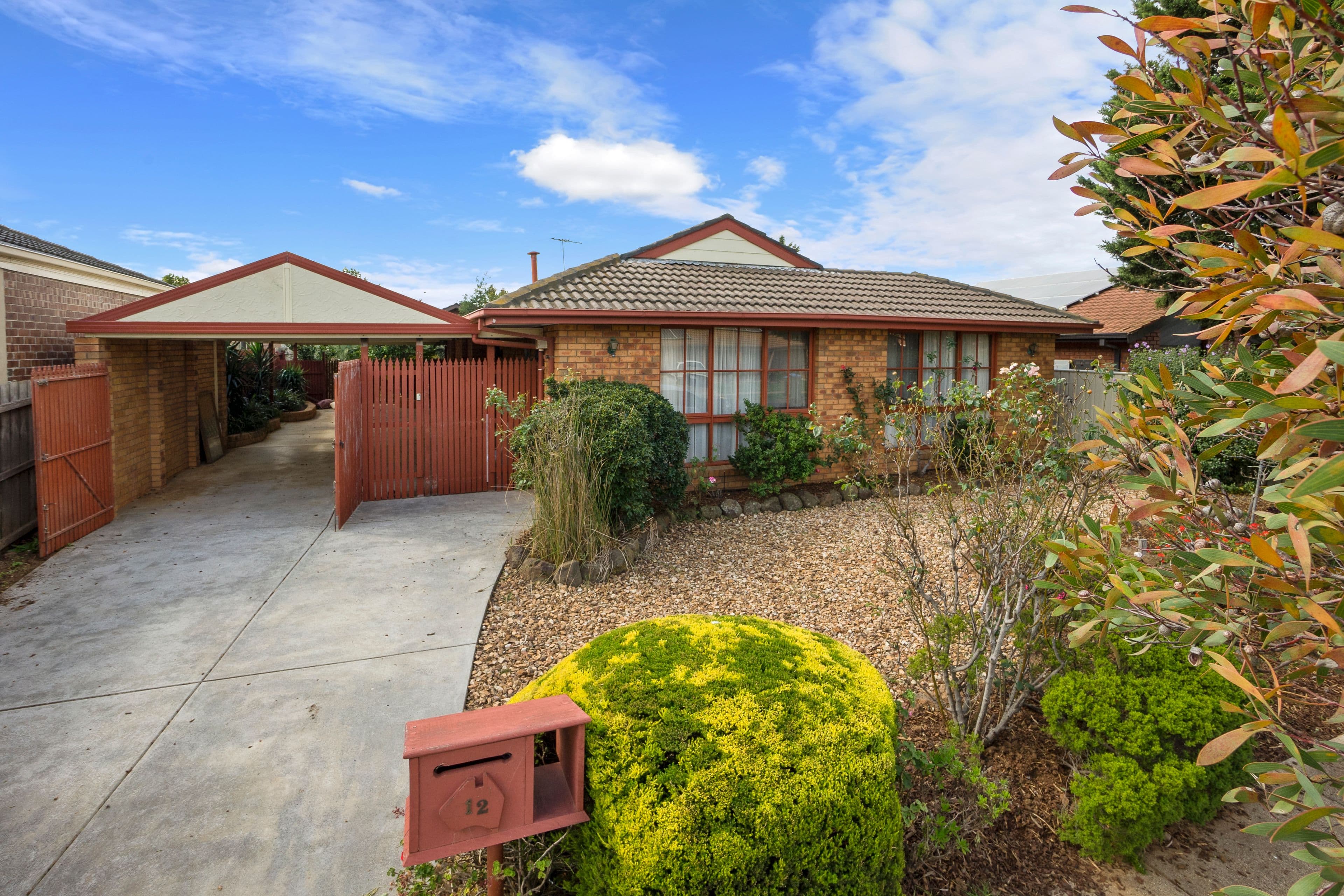 12 Acheron Crescent, Werribee VIC 3030, Werribee - Thumbnail 2