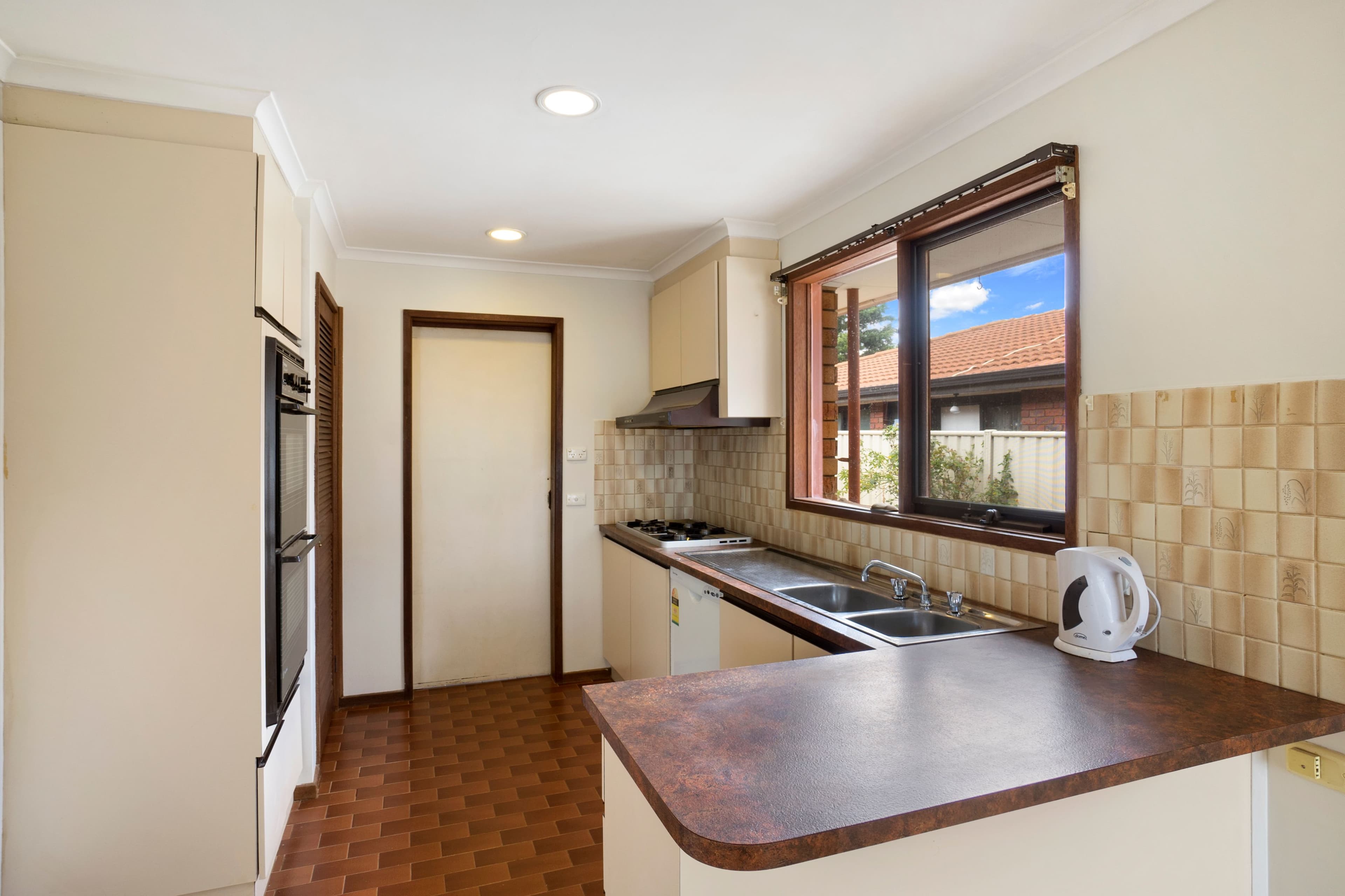 12 Acheron Crescent, Werribee VIC 3030, Werribee - Thumbnail 4