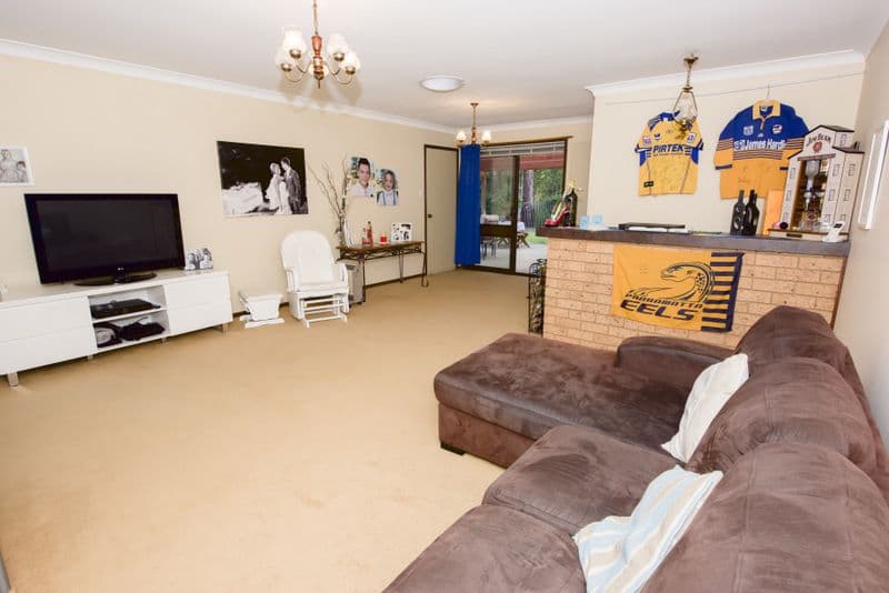 22 Samantha Crescent, Kincumber NSW 2251, Kincumber - Thumbnail 2