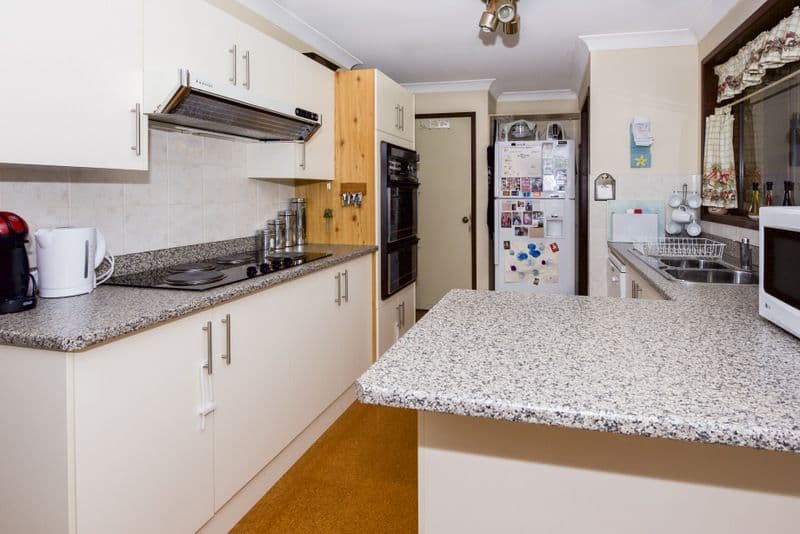 22 Samantha Crescent, Kincumber NSW 2251, Kincumber - Thumbnail 3