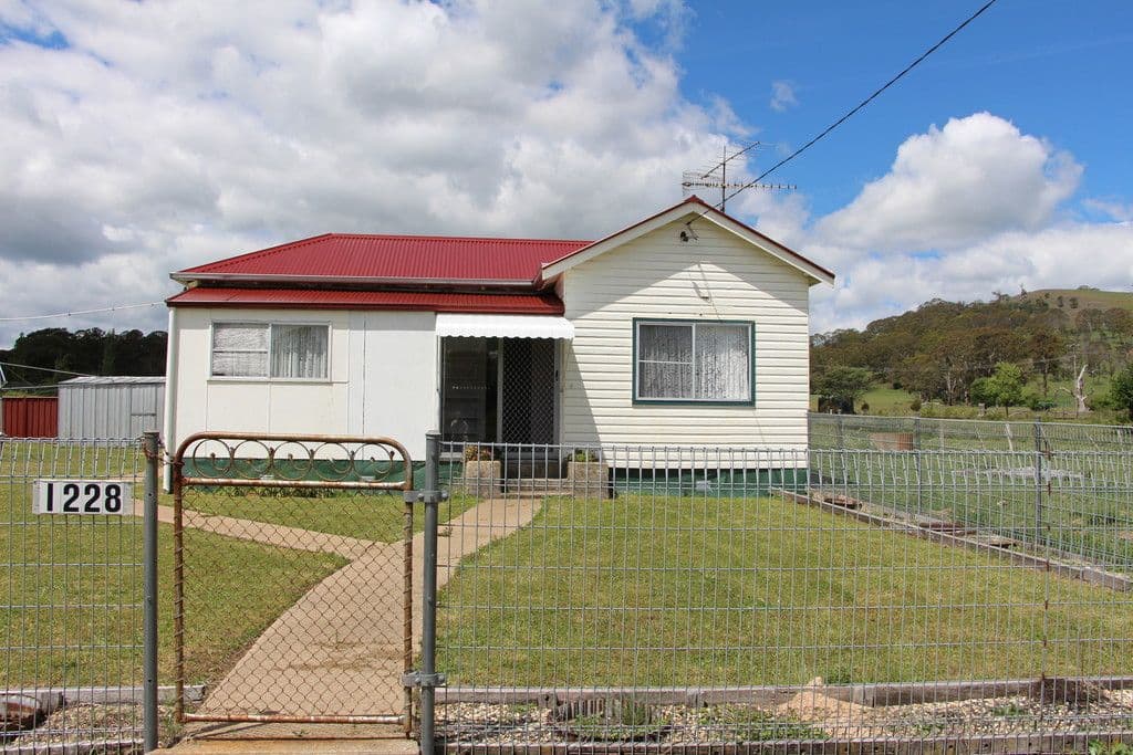 1228 Ben Lomond Road, Ben Lomond - Image 1