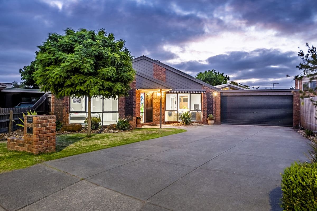 15 Cumquat Court, Cranbourne North VIC 3977, Cranbourne North - Thumbnail 3