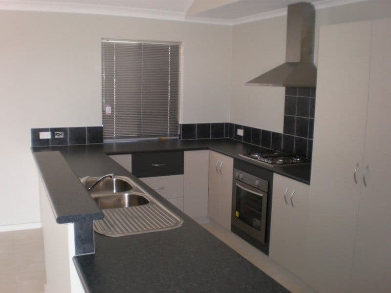 23 Wanda Circle, WANDINA WA 6530, Wandina - Thumbnail 3