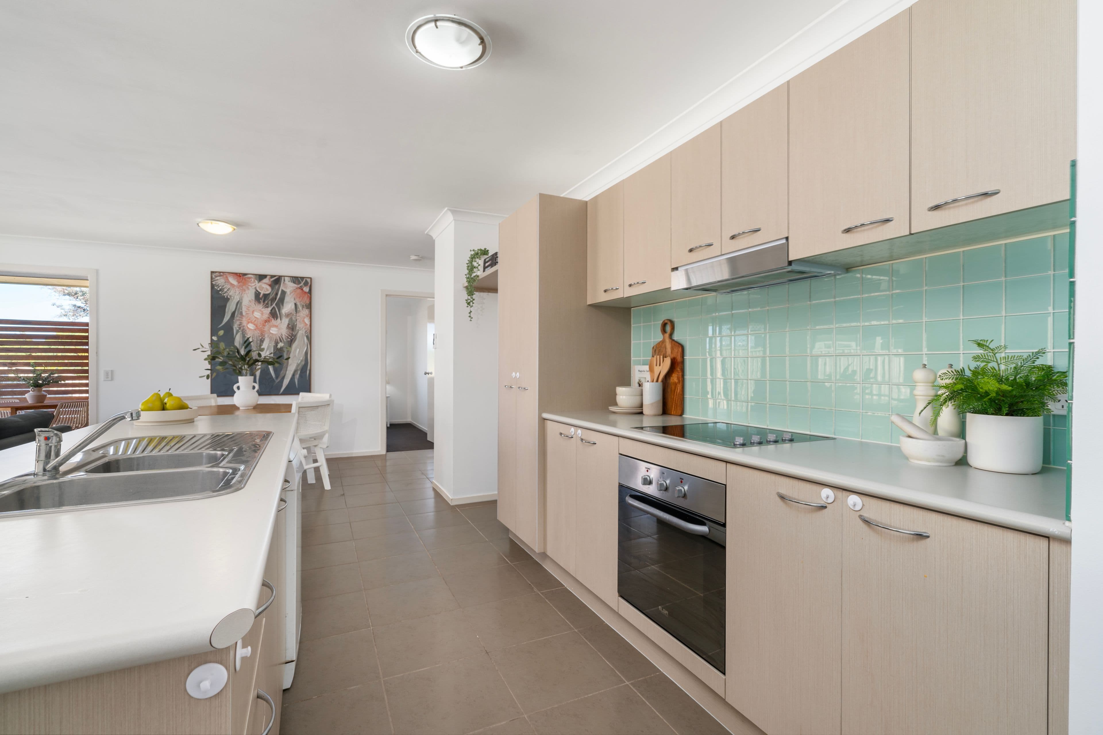 6 Blacket Place, Hamilton Valley NSW 2641, Hamilton Valley - Thumbnail 2