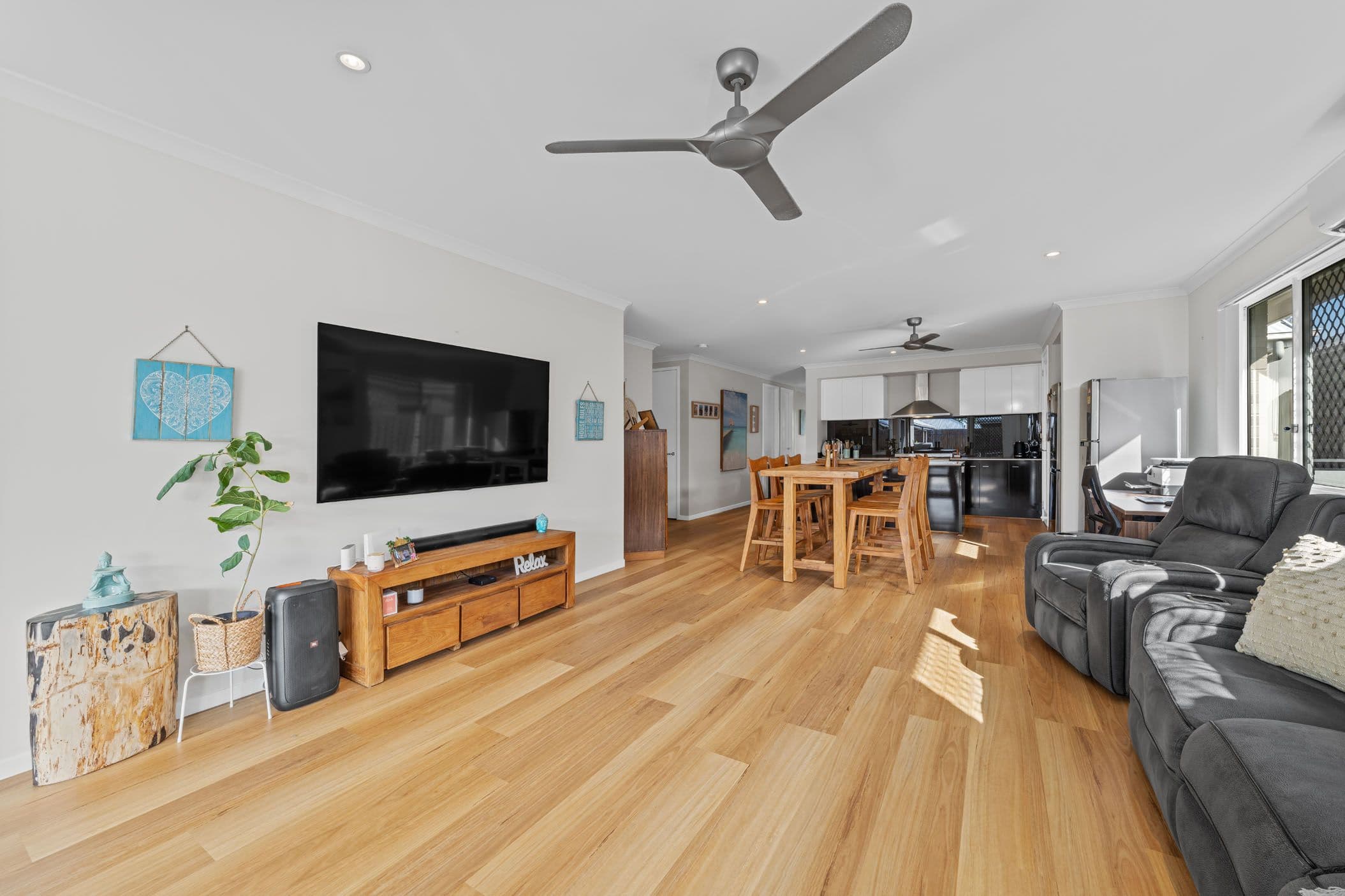 89 Great Sandy Circuit, Pimpama QLD 4209, Pimpama - Thumbnail 2