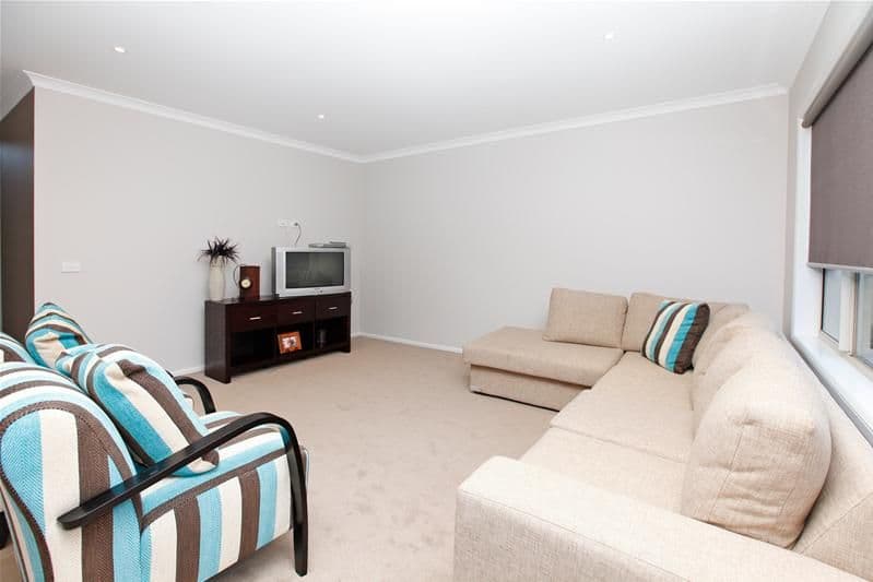 23 Brandon Crescent, BUNDOORA VIC 3083, Bundoora - Thumbnail 2