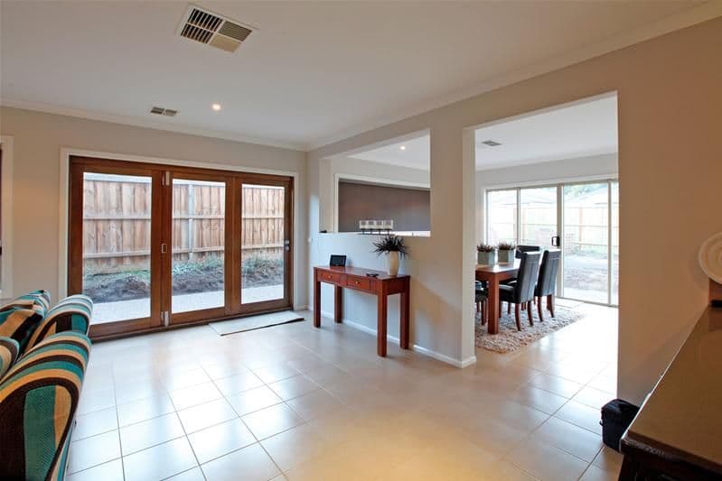 23 Brandon Crescent, BUNDOORA VIC 3083, Bundoora - Thumbnail 7