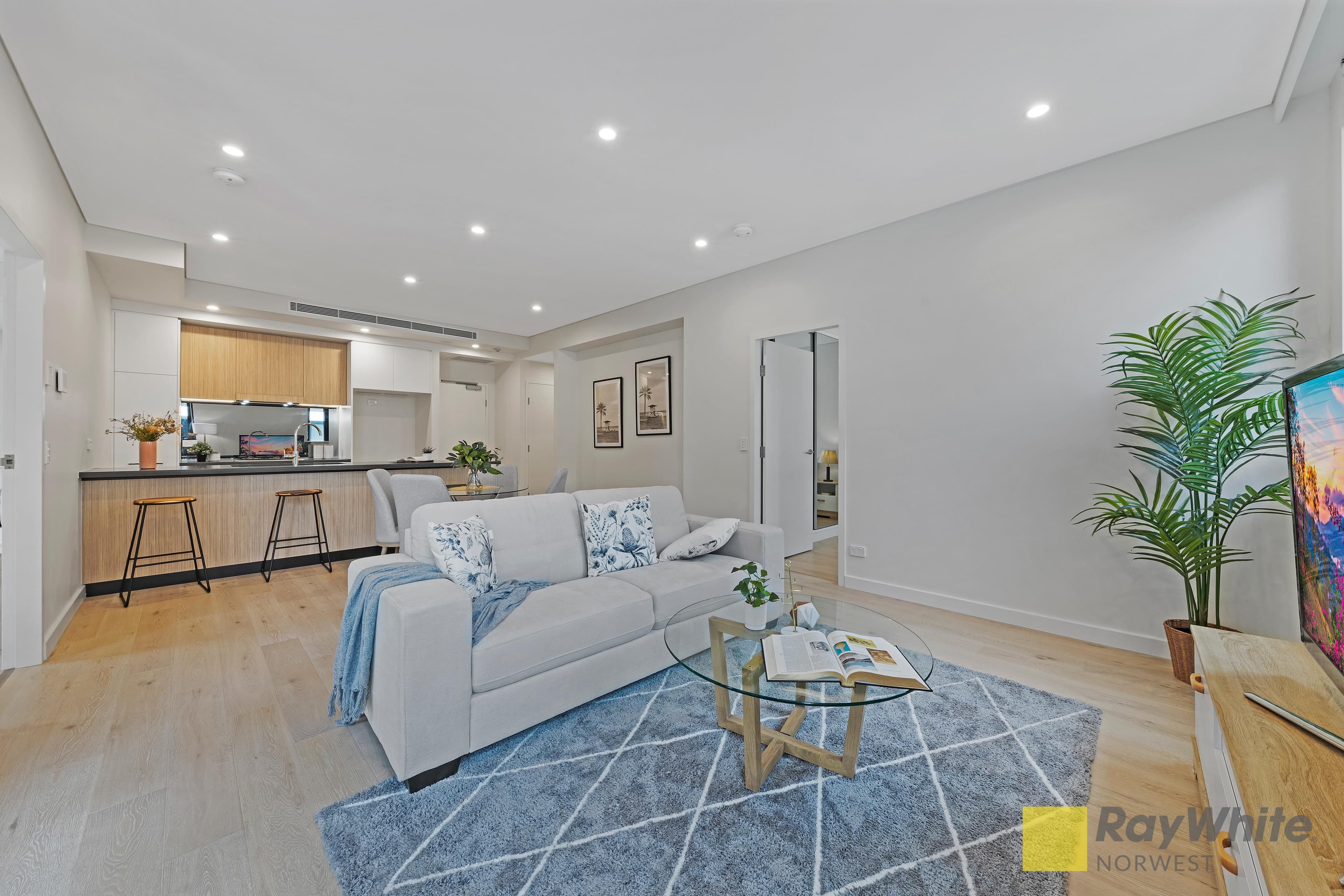 2 Burrendong Crescent, Rouse Hill NSW 2155, Rouse Hill - Thumbnail 3