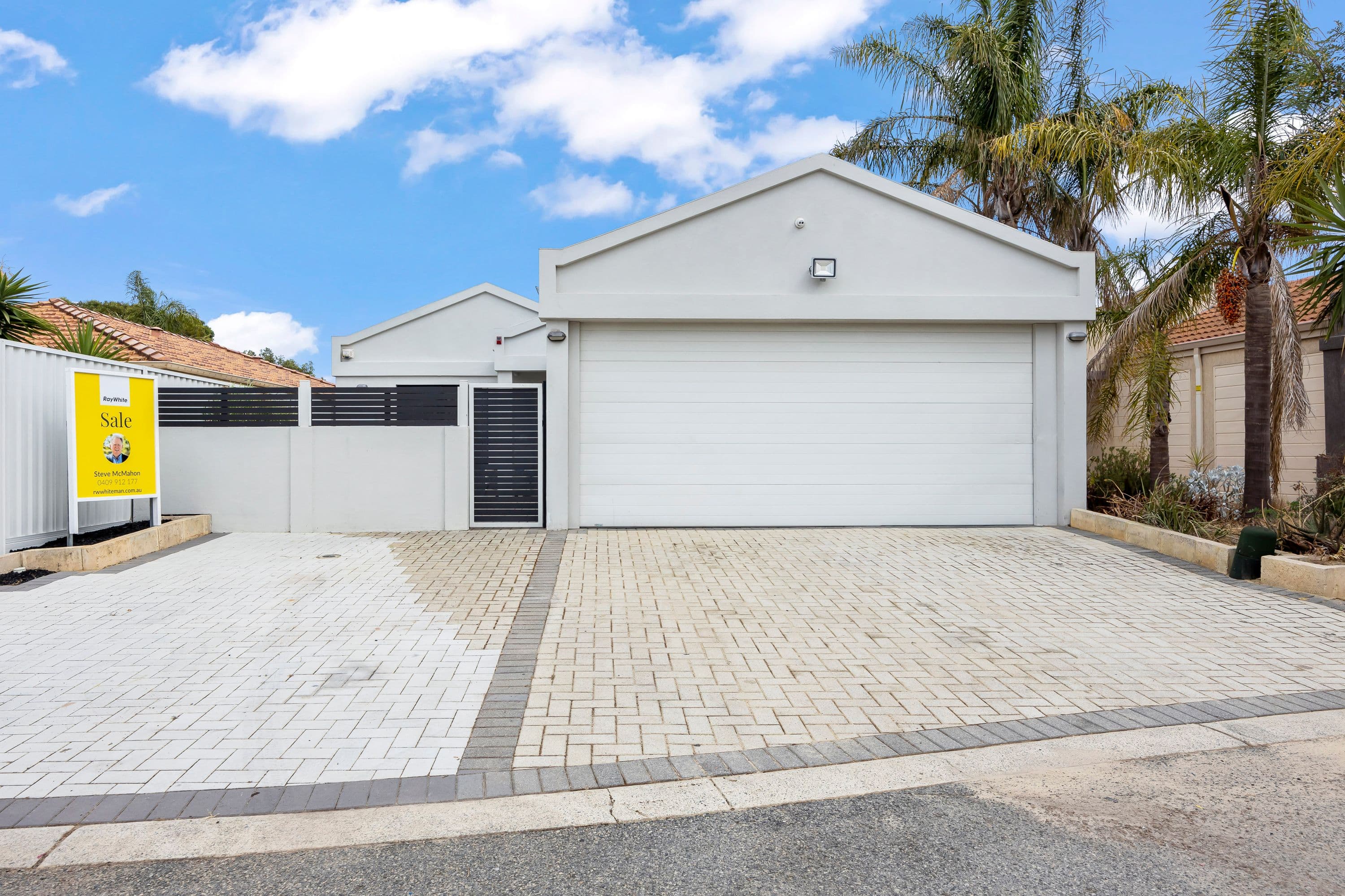 33 Boorabbin Place, Ballajura WA 6066, Ballajura - Thumbnail 2