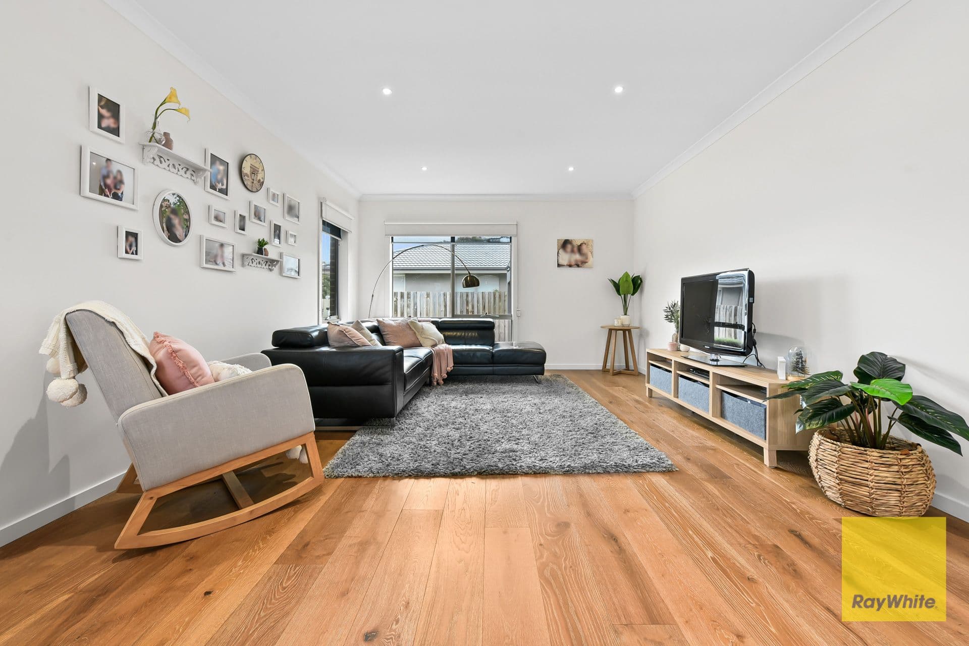21A Ambleside Crescent, Berwick VIC 3806, Berwick - Thumbnail 2