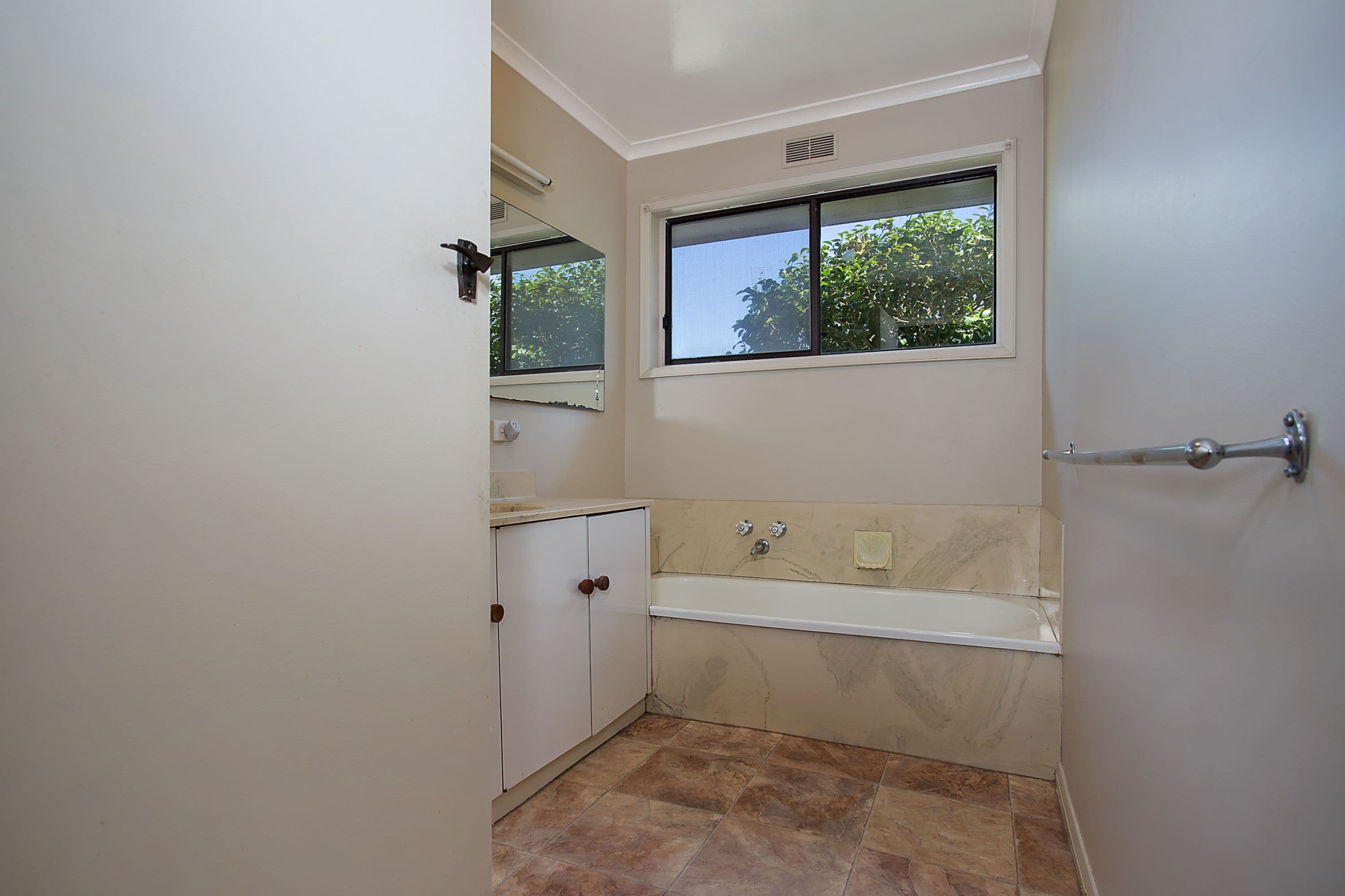 12 Lovett Street, Camperdown VIC 3260, Camperdown - Thumbnail 8