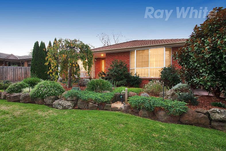 20 AZAROW Circuit, Croydon South VIC 3136, Croydon South - Image 1