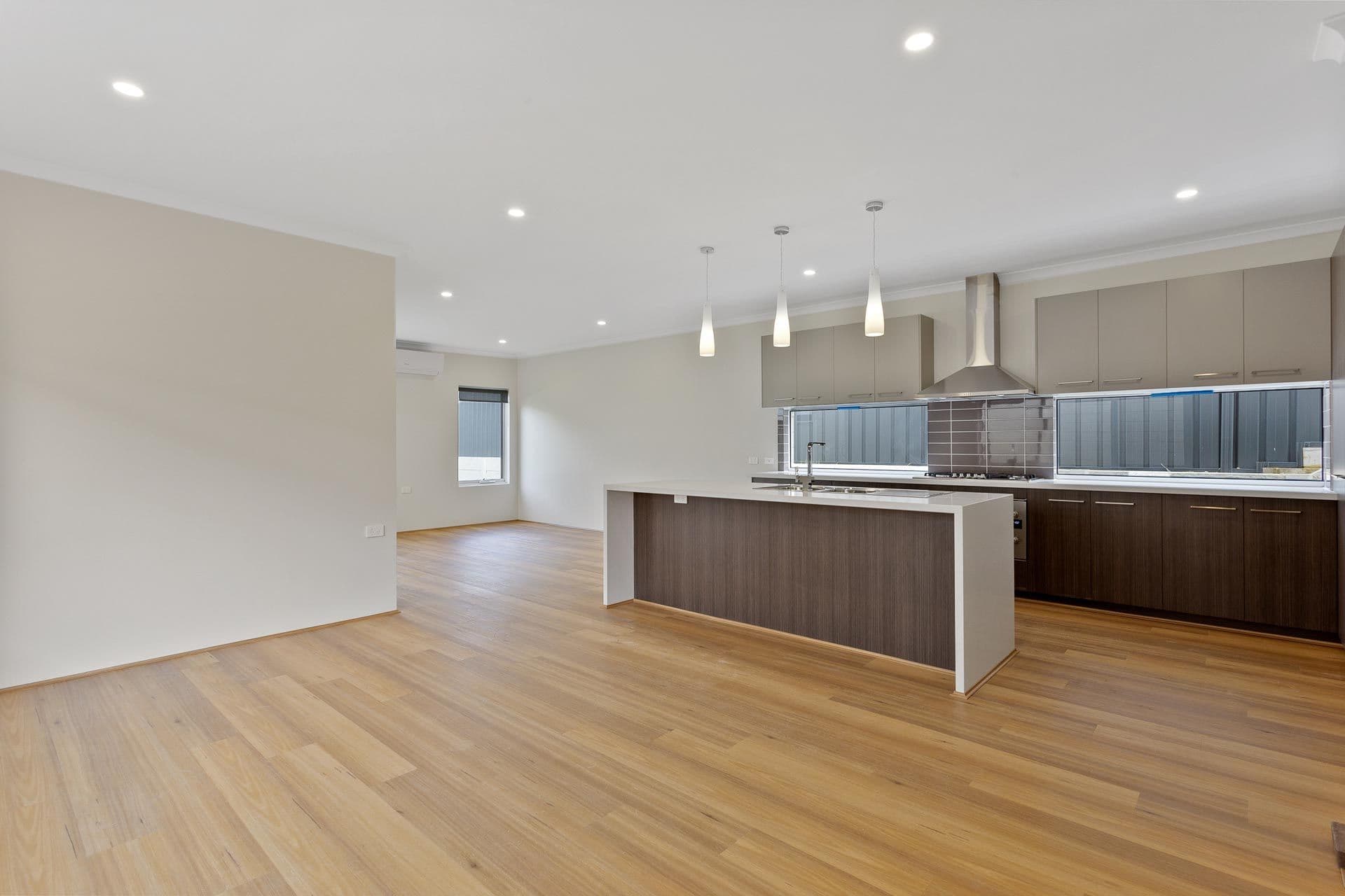 9 Almondbury Street, Bayswater WA 6053, Bayswater - Image 1