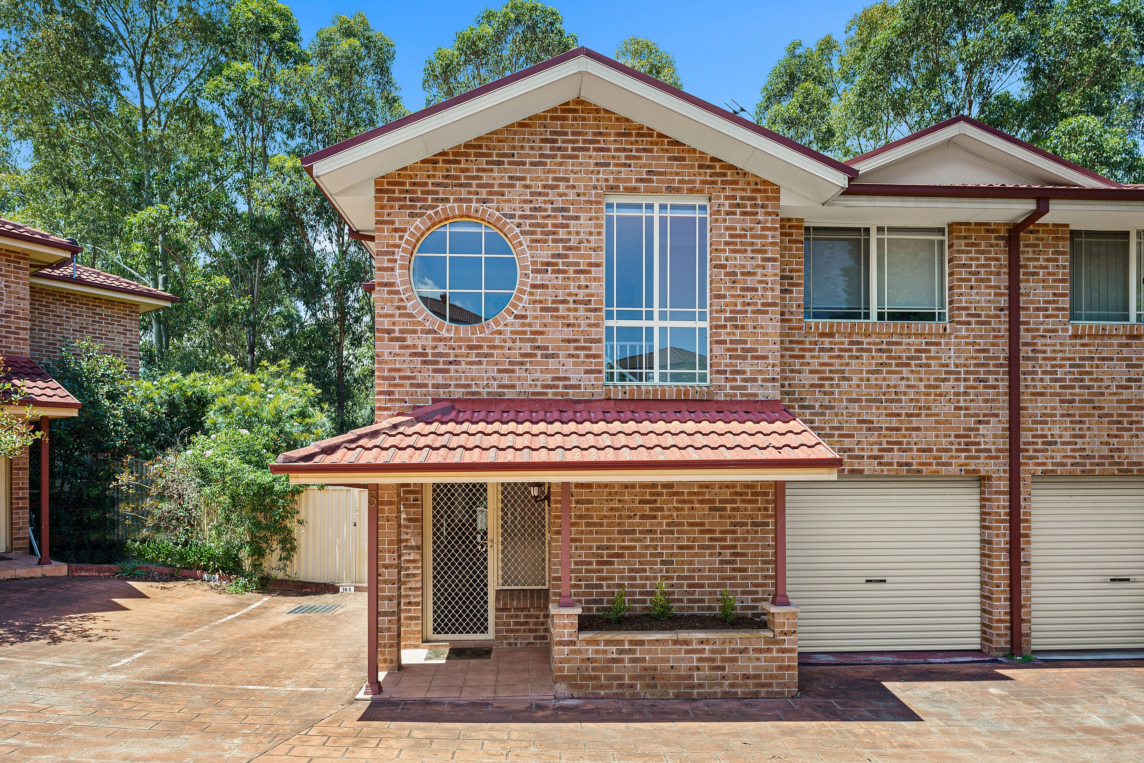 13-15 Kendall Drive, Casula NSW 2170, Casula - Image 1