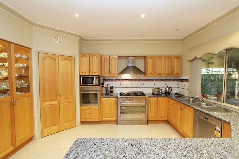 16 Sanctuary Drive, MAWSON LAKES SA 5095, Mawson Lakes - Thumbnail 2